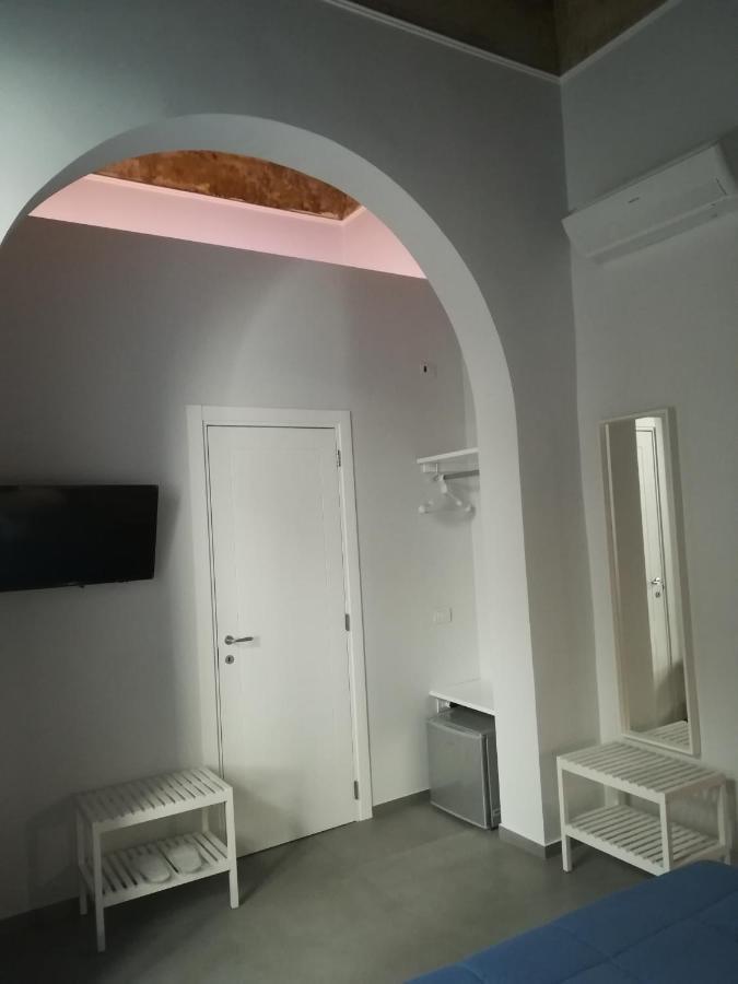 Deluxe Room,1031811532:JPEG