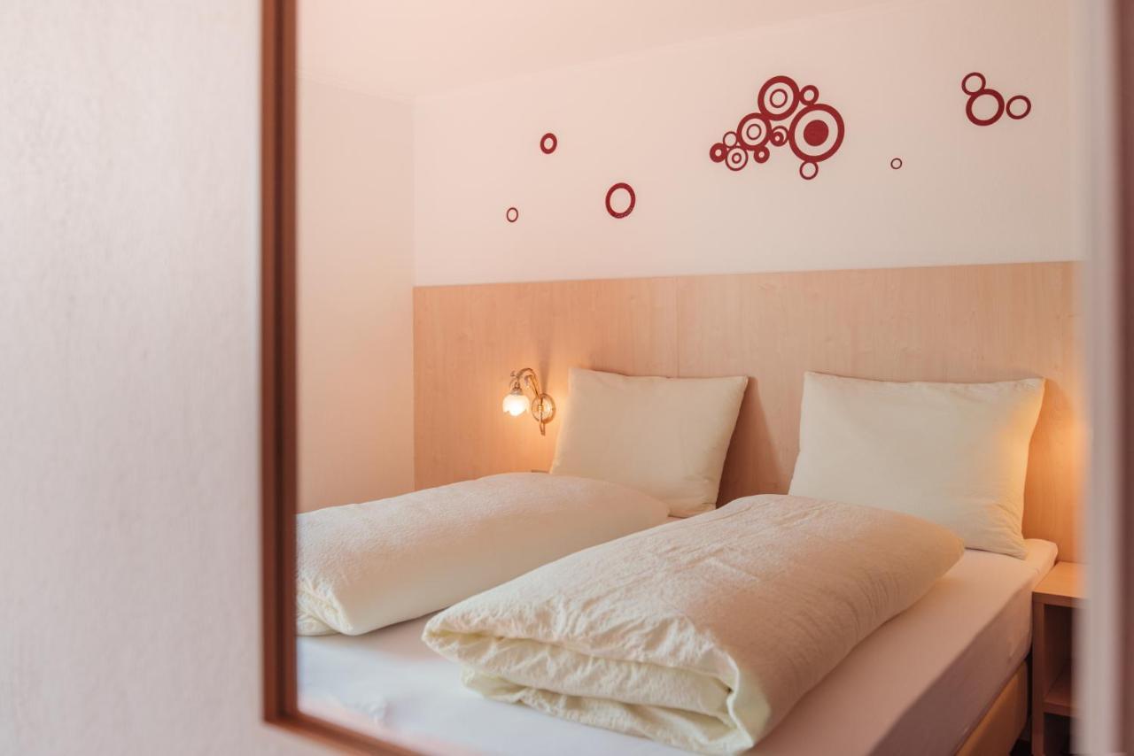 Standard Double Room,1033118027:JPEG