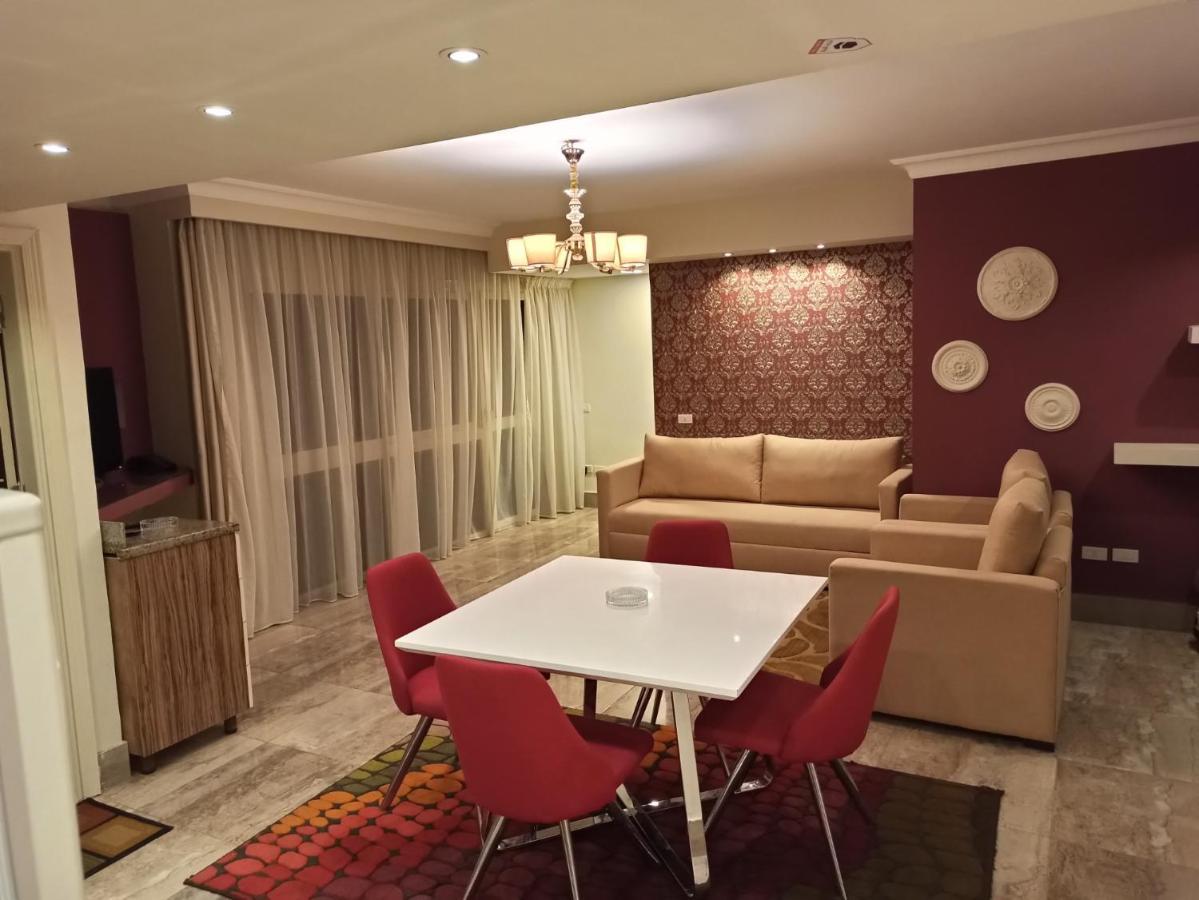 Deluxe Apartment,1076082388:JPEG