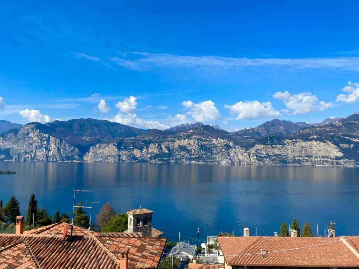 Double Room Private External Bathroom Balcony Lake View