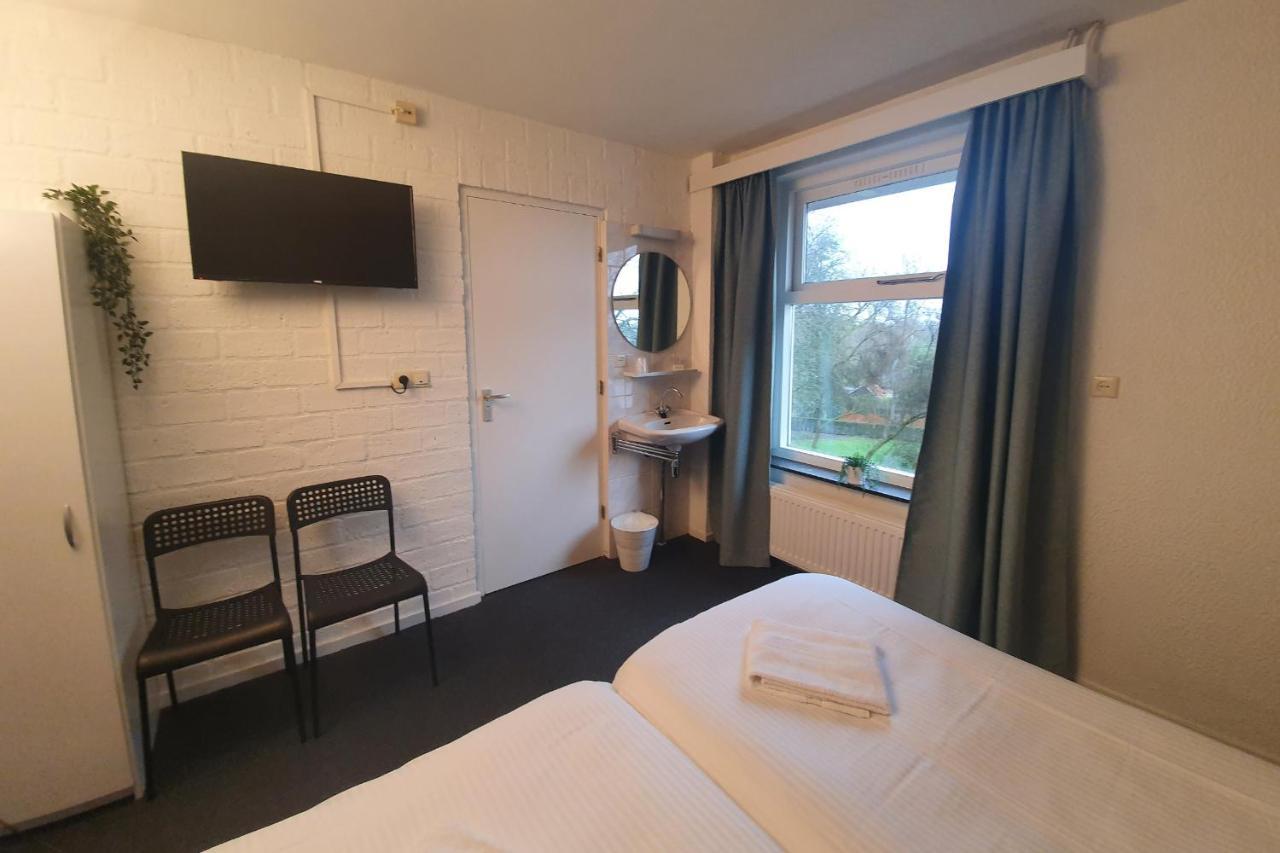 Budget Tweepersoonskamer met 2 Aparte Bedden