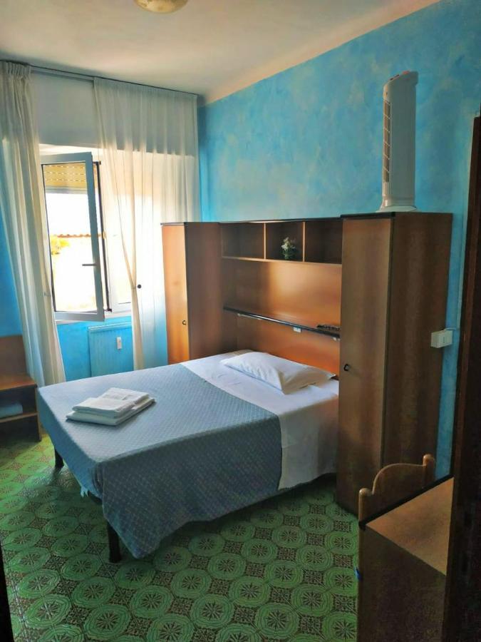 Single Room with Bathroom,1129666083:JPEG