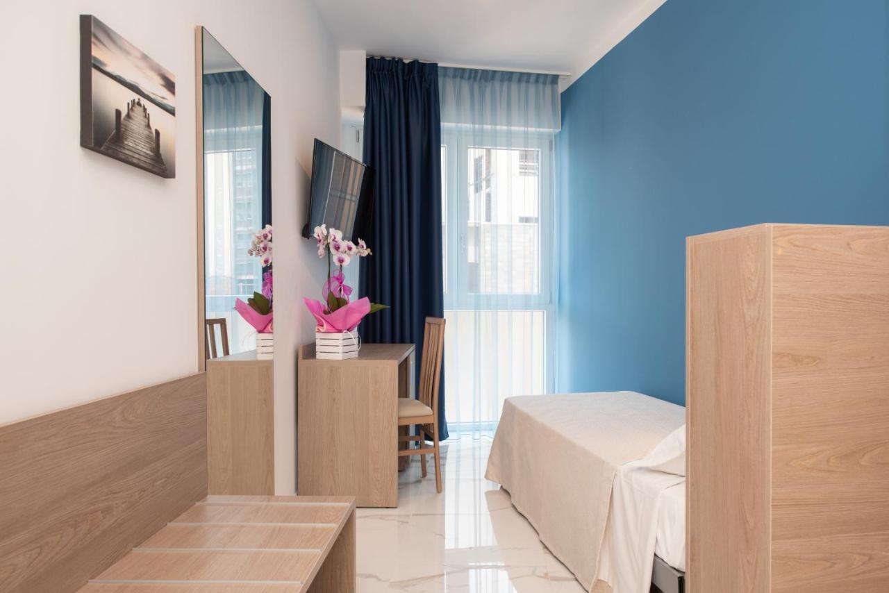 Single Room Private Bathroom