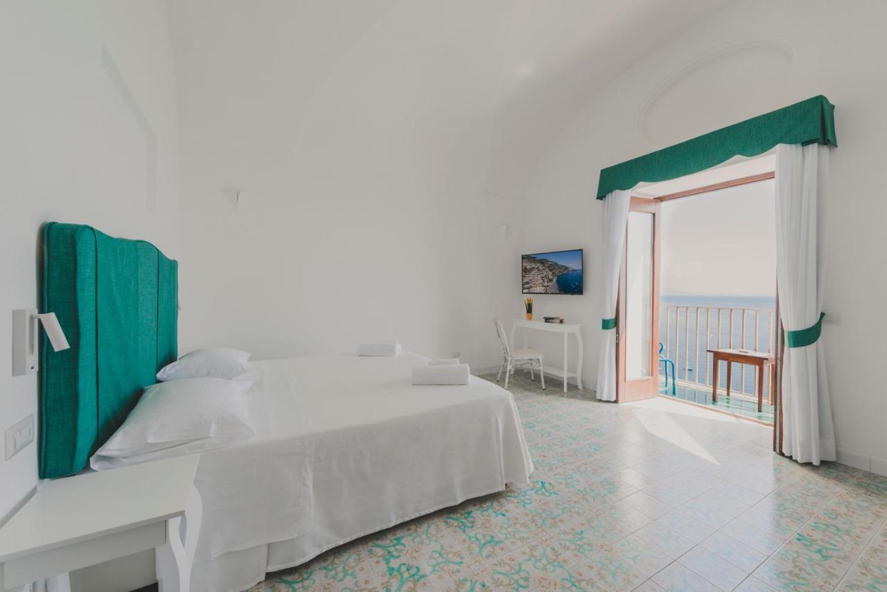 Superior Double or Twin Room Sea View