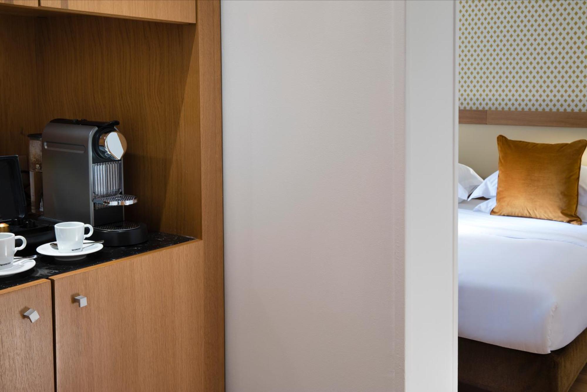 Classic Double Room,1208621875:JPEG