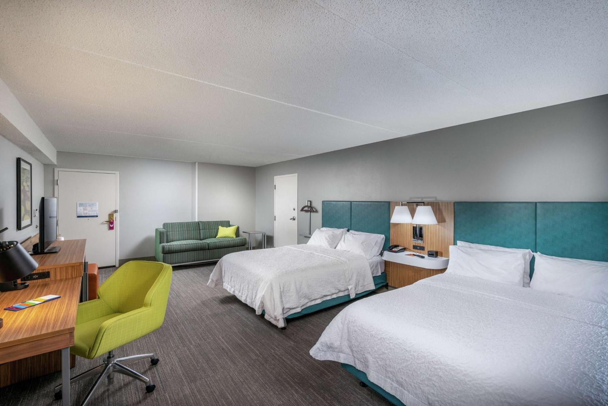 Queen Room with Two Queen Beds - Mobility and Hearing Access/Non-Smoking,1557838474:JPEG