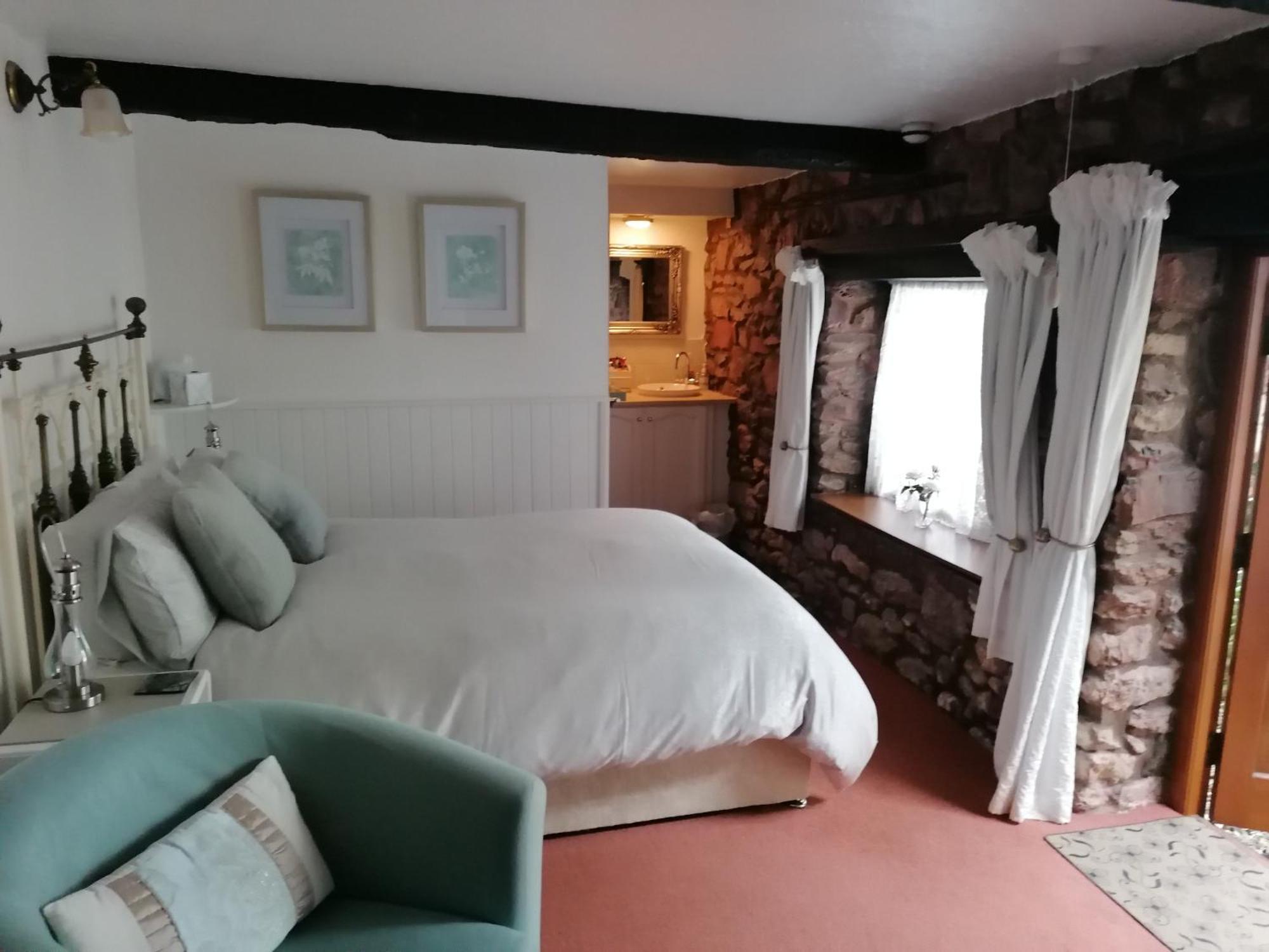 Standard Double Room,1589224243:JPEG