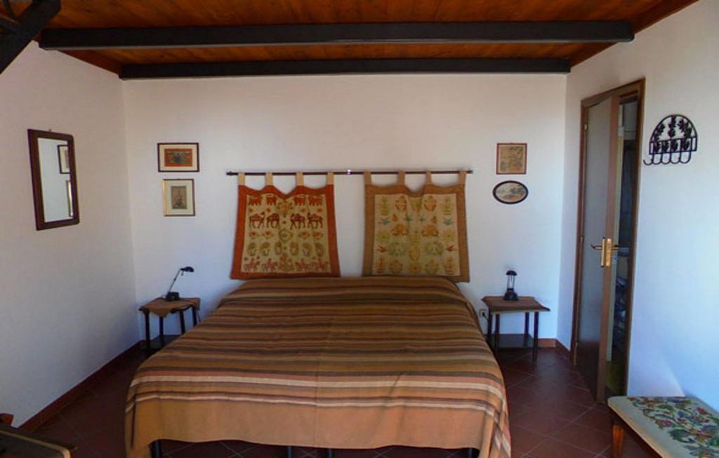 Double or Twin Room Split Level