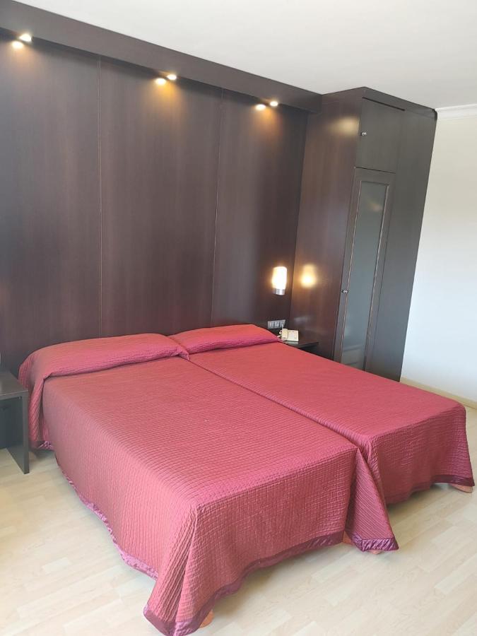 Twin Room,1260671116:JPEG