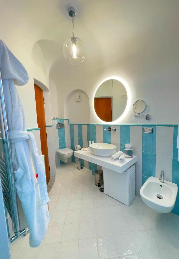 Deluxe Double or Twin Room Sea View