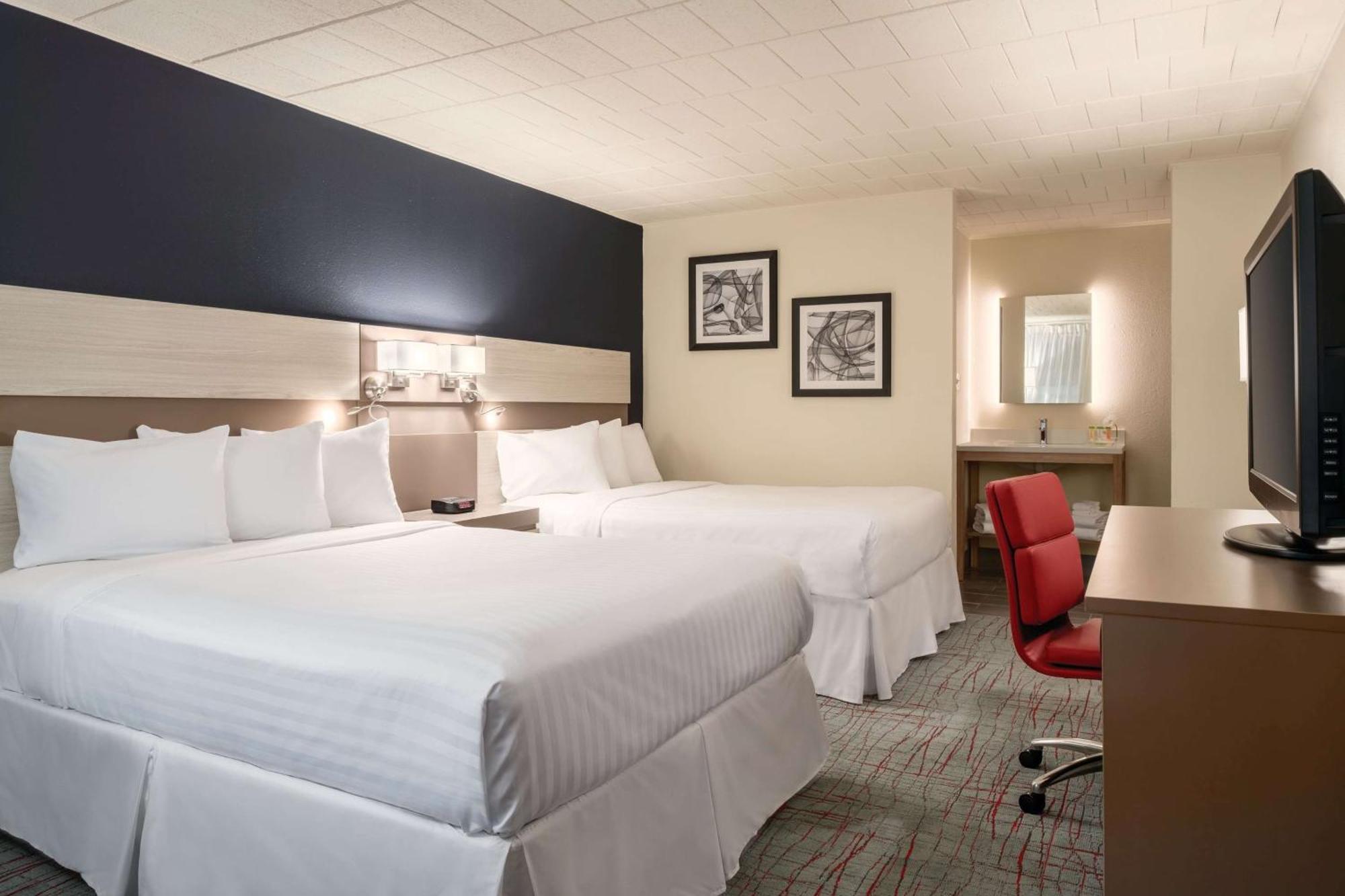 Queen Room with Two Queen Beds - Non-Smoking