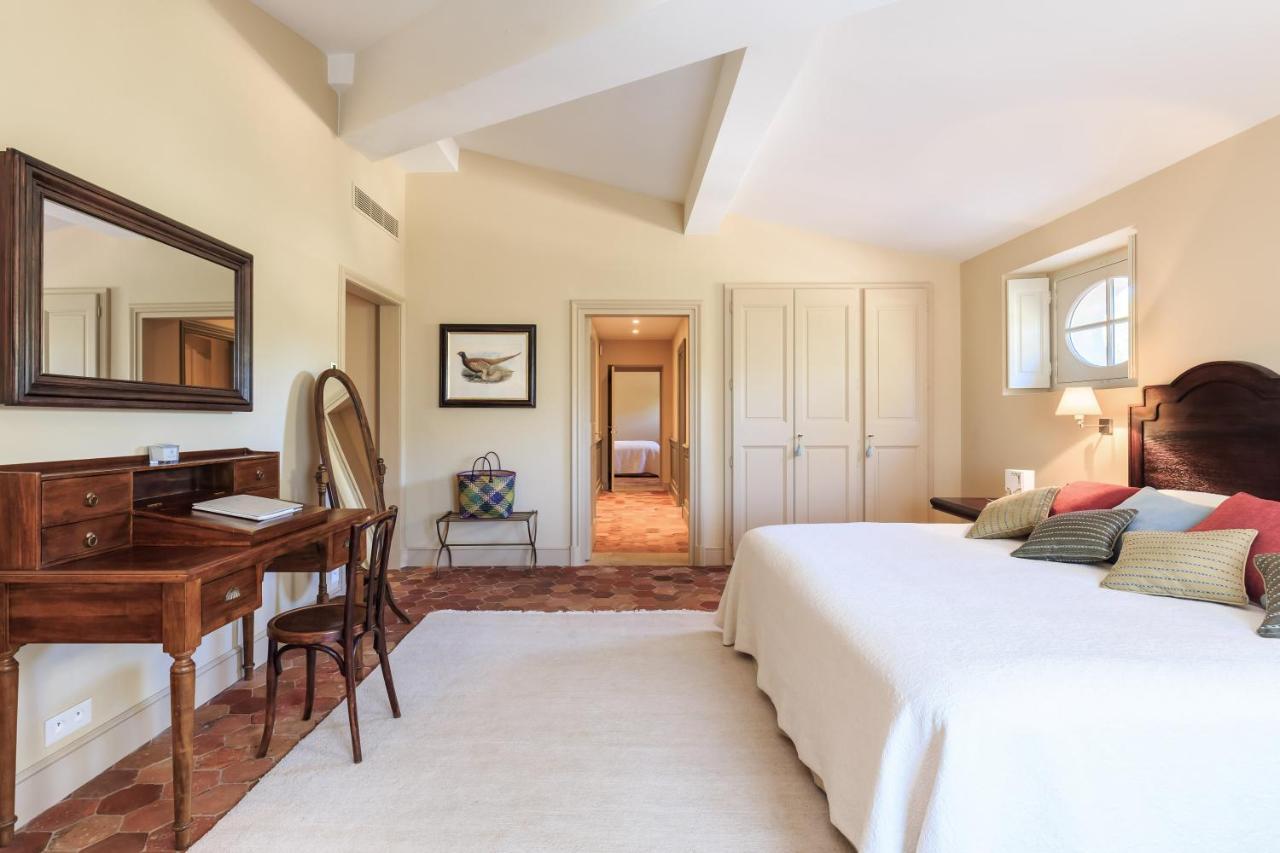 Family Room with Garden View,1295359522:JPEG