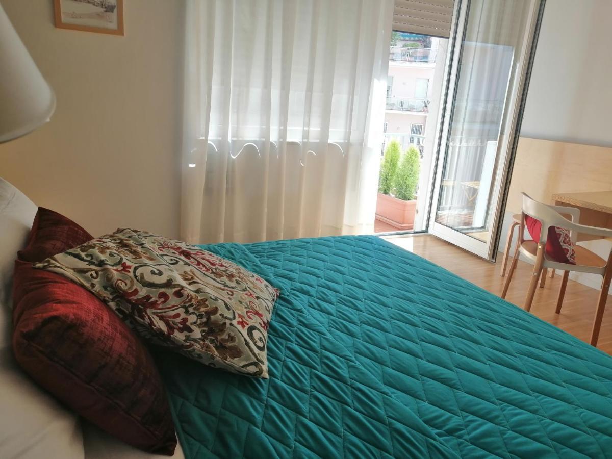 Double Room Private External Bathroom