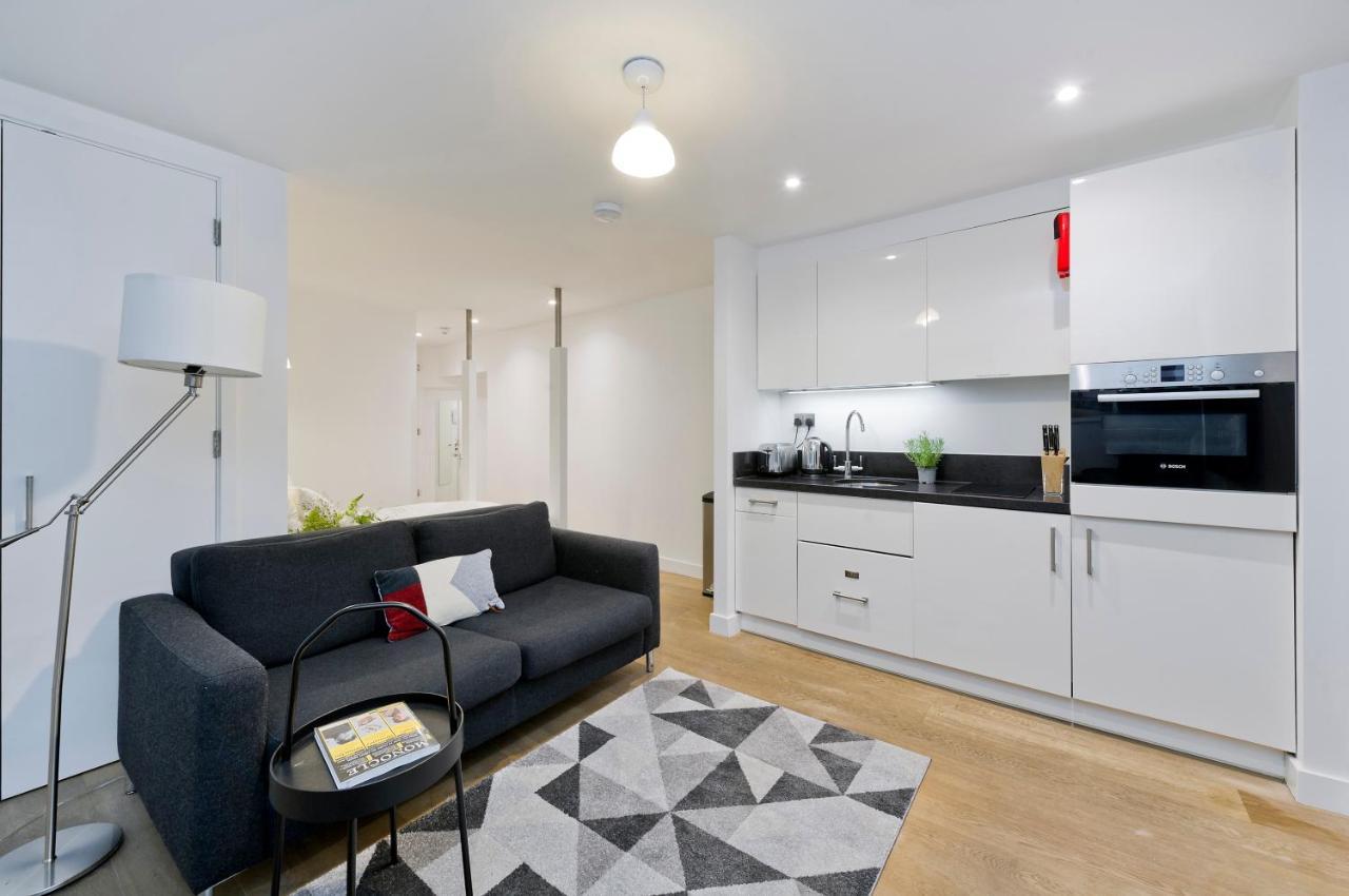 Studio Apartment Lower Ground Floor