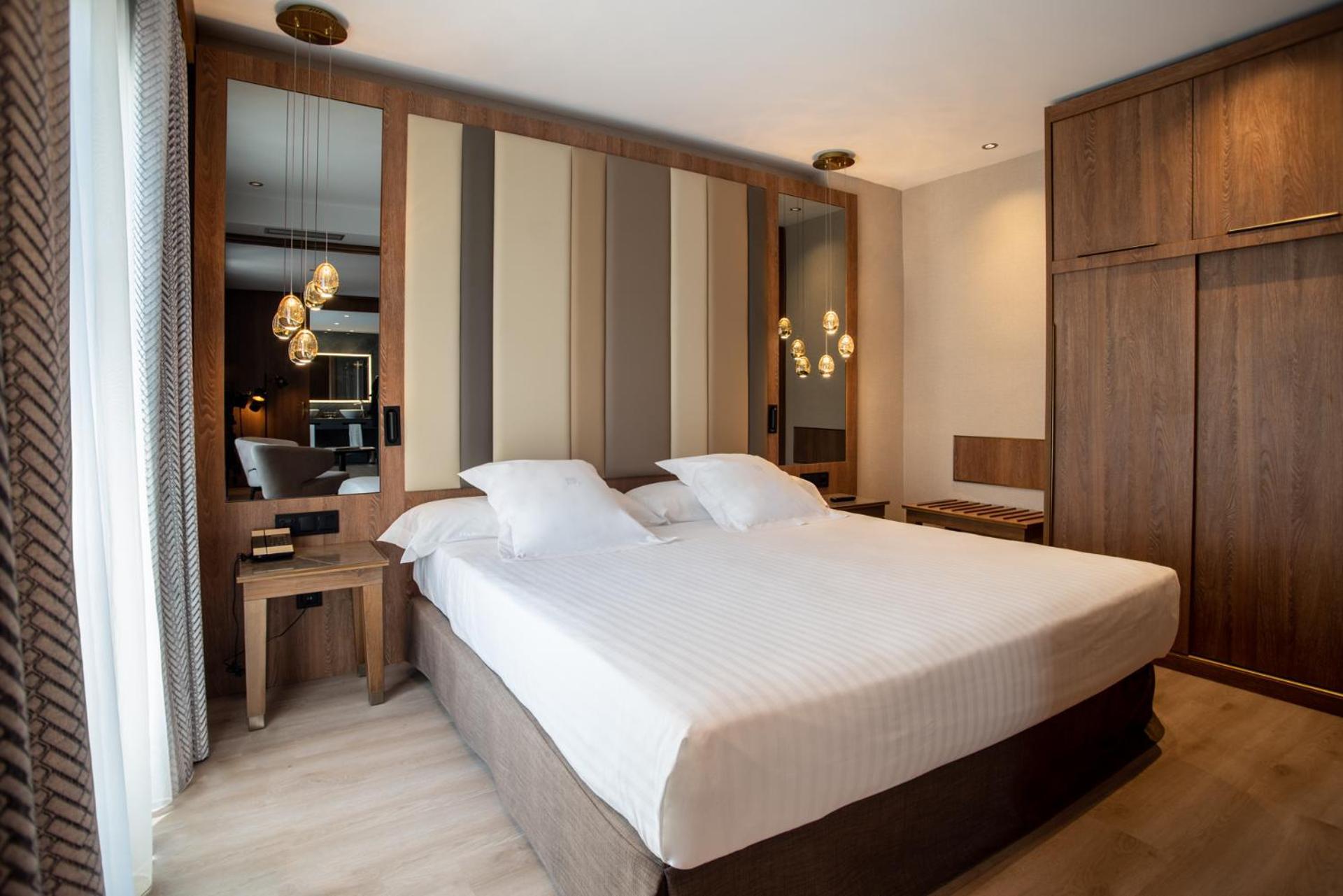 Junior Suite,1308560107:JPEG