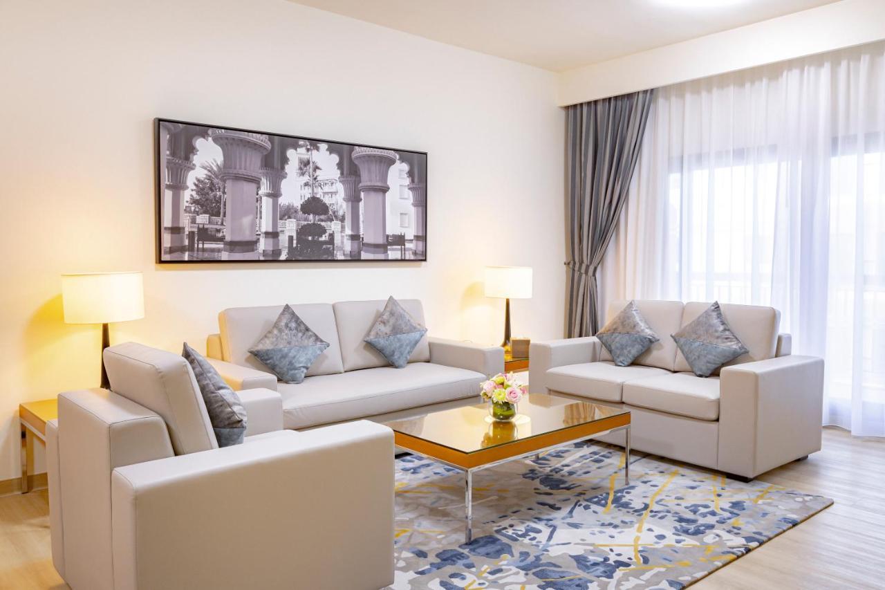 Grand Premier Three Bedroom Suite Balcony