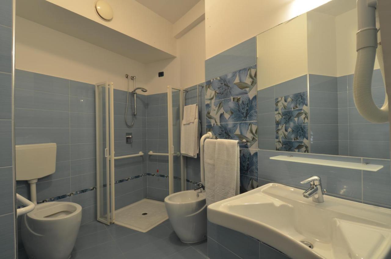 Family Room Kitchenette Annex