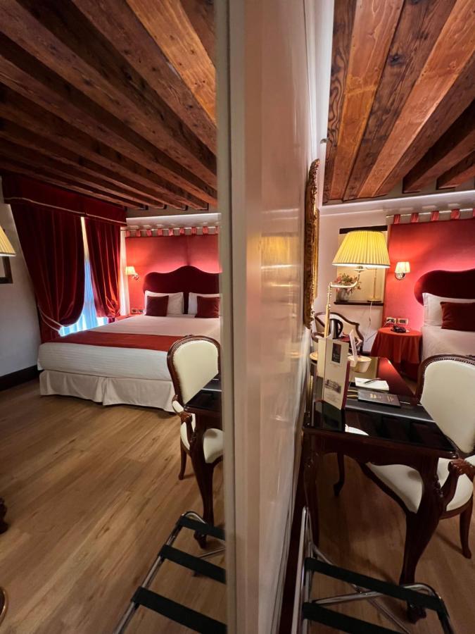 Classic Double Room,1348158509:JPEG