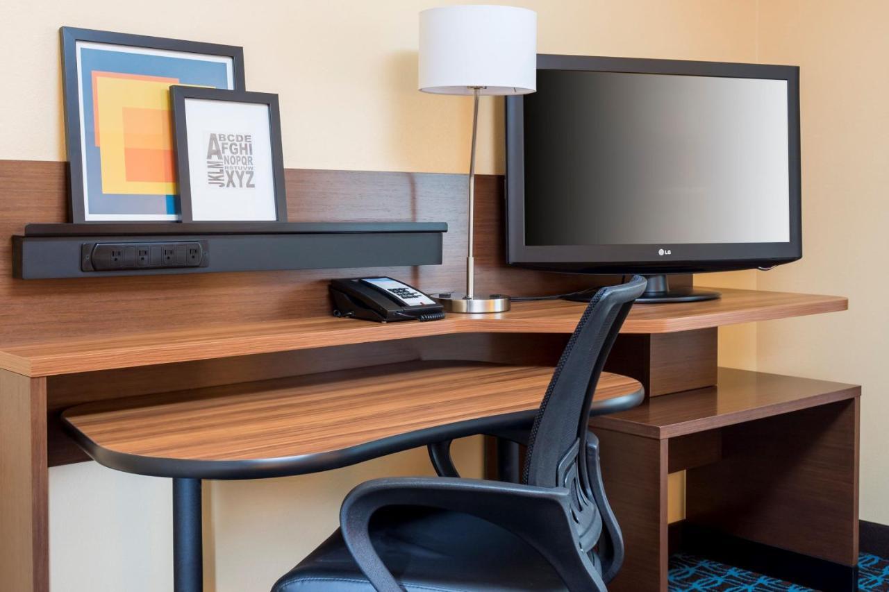 Executive King Room with Sofa Bed