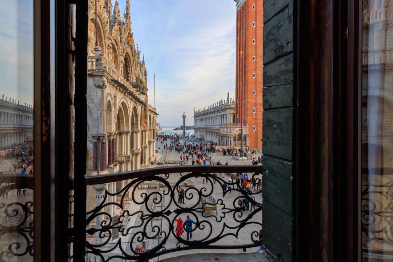 Triple Room San Marco Square View,1373078282:JPEG