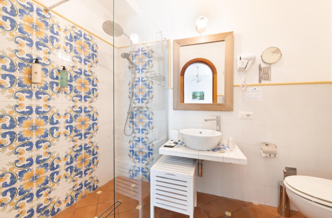 Chambre Double ou Lits Jumeaux - Vue sur Mer