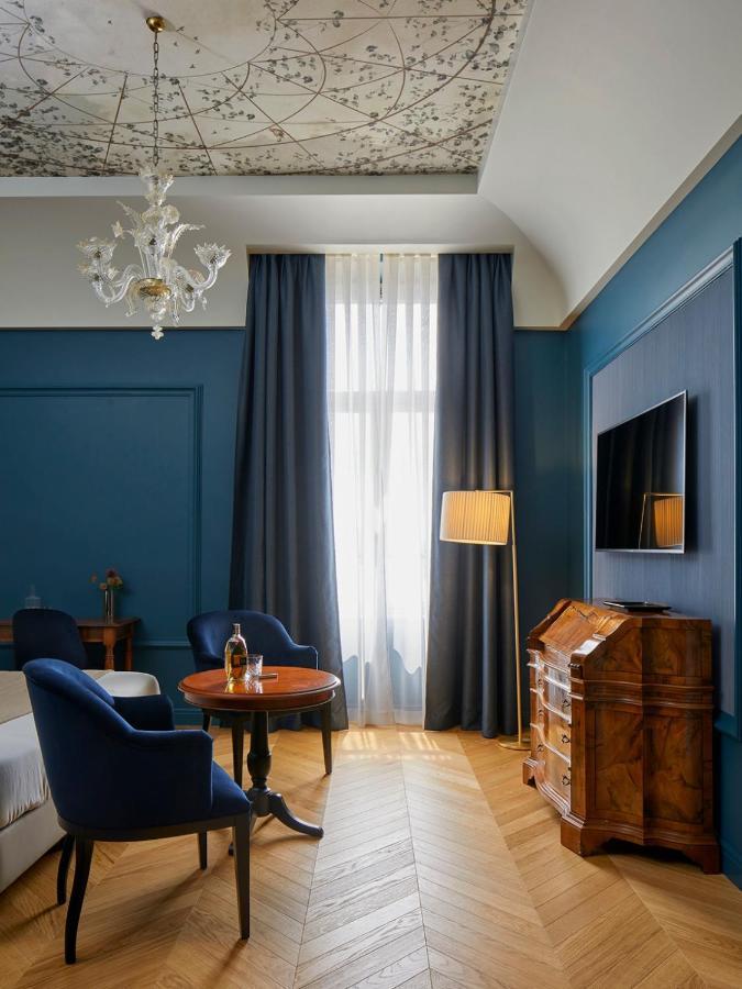 Double Room Lake View