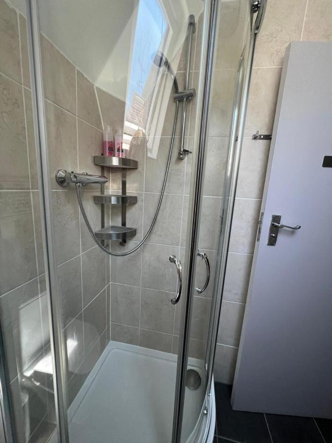 Double Room with Shared Bathroom,1410605024:JPEG