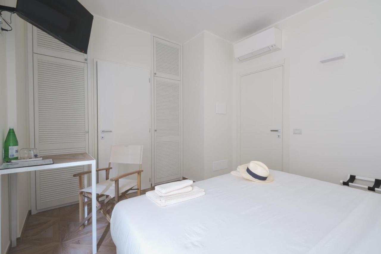Two-Bedroom Family Apartment,1413155912:JPEG