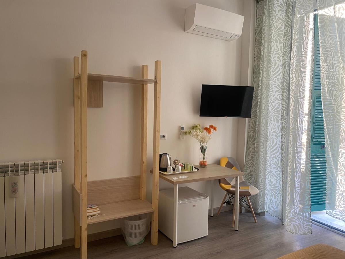 Double Room,1428823621:JPEG