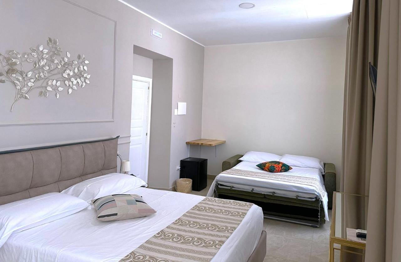 Quadruple Room,1428991573:JPEG