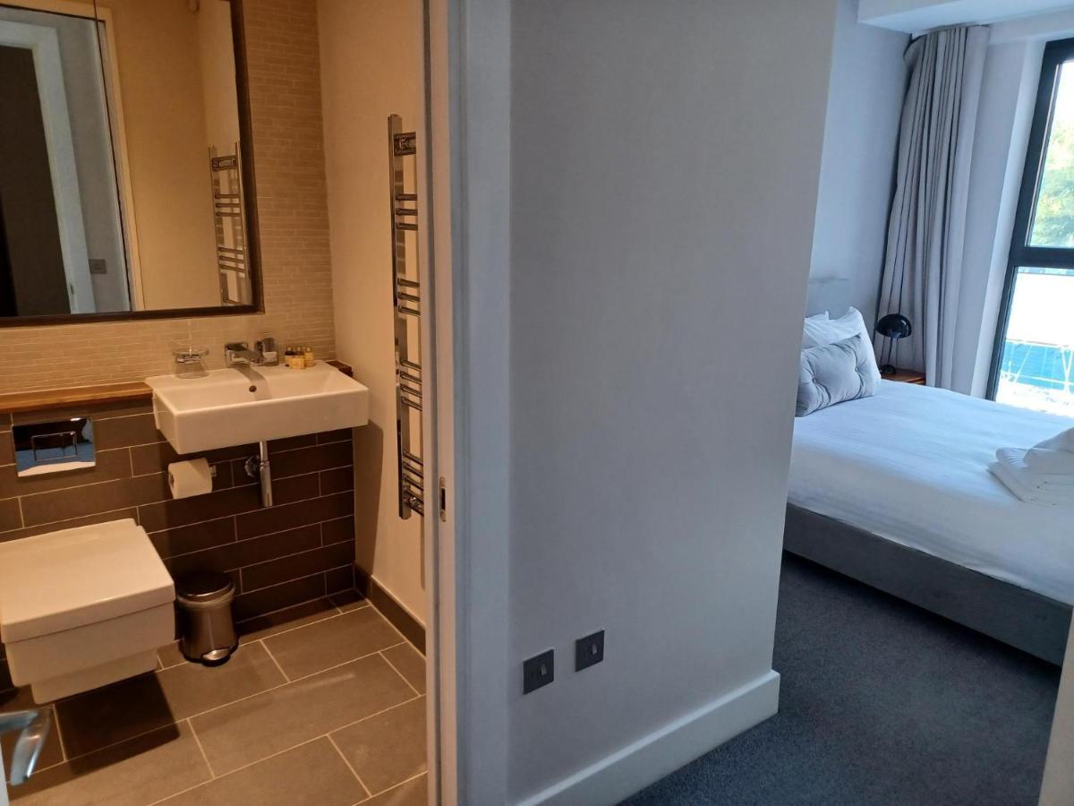 Two-Bedroom Apartment,1478291836:JPEG