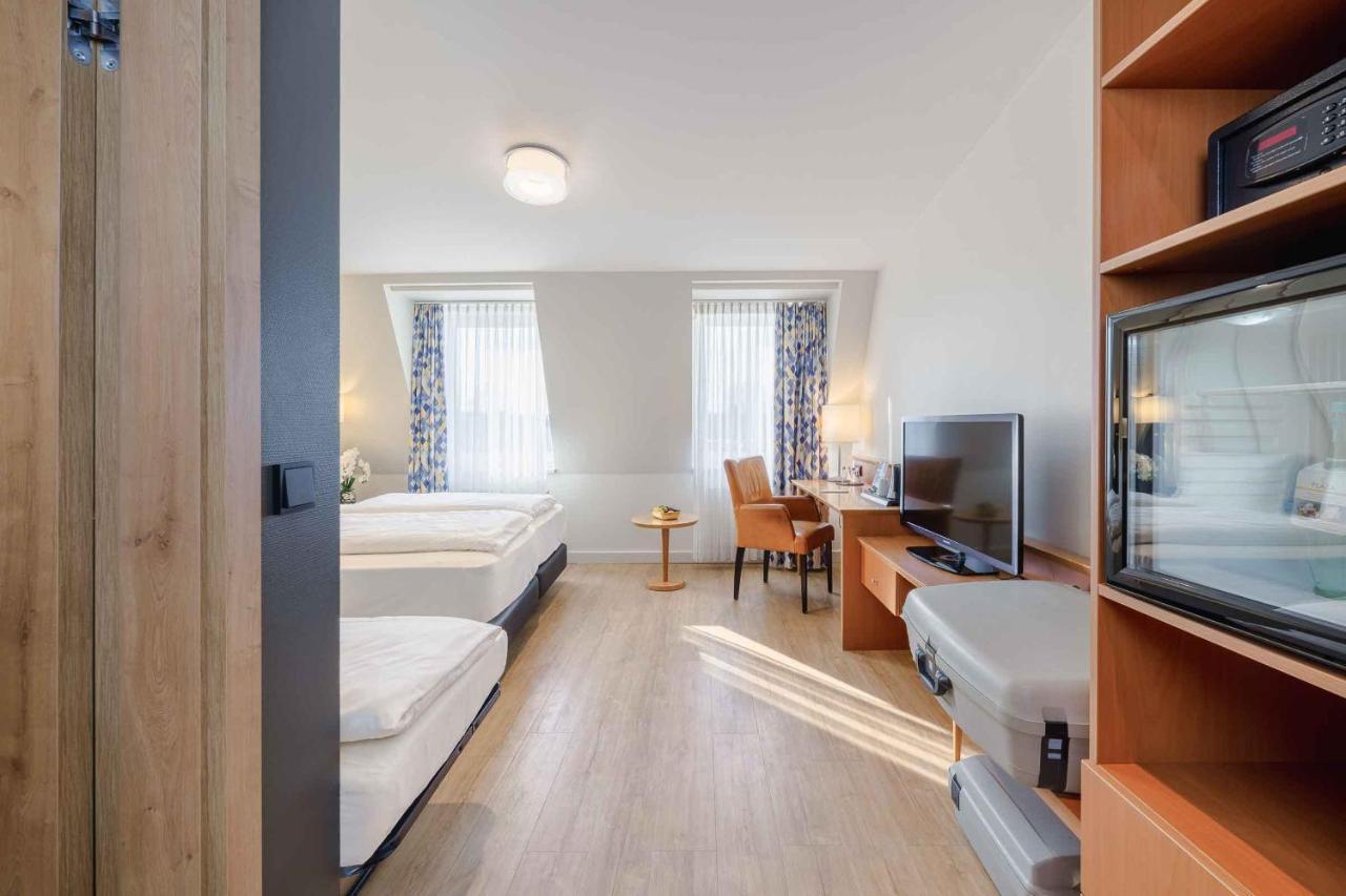 Junior Suite,1498492765:JPEG