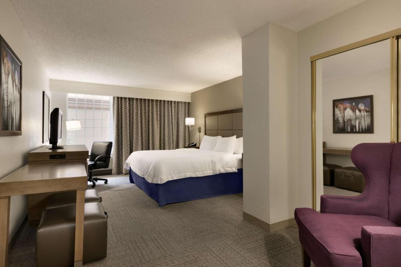 King Room with King Bed - Non-Smoking,1709553651:JPEG