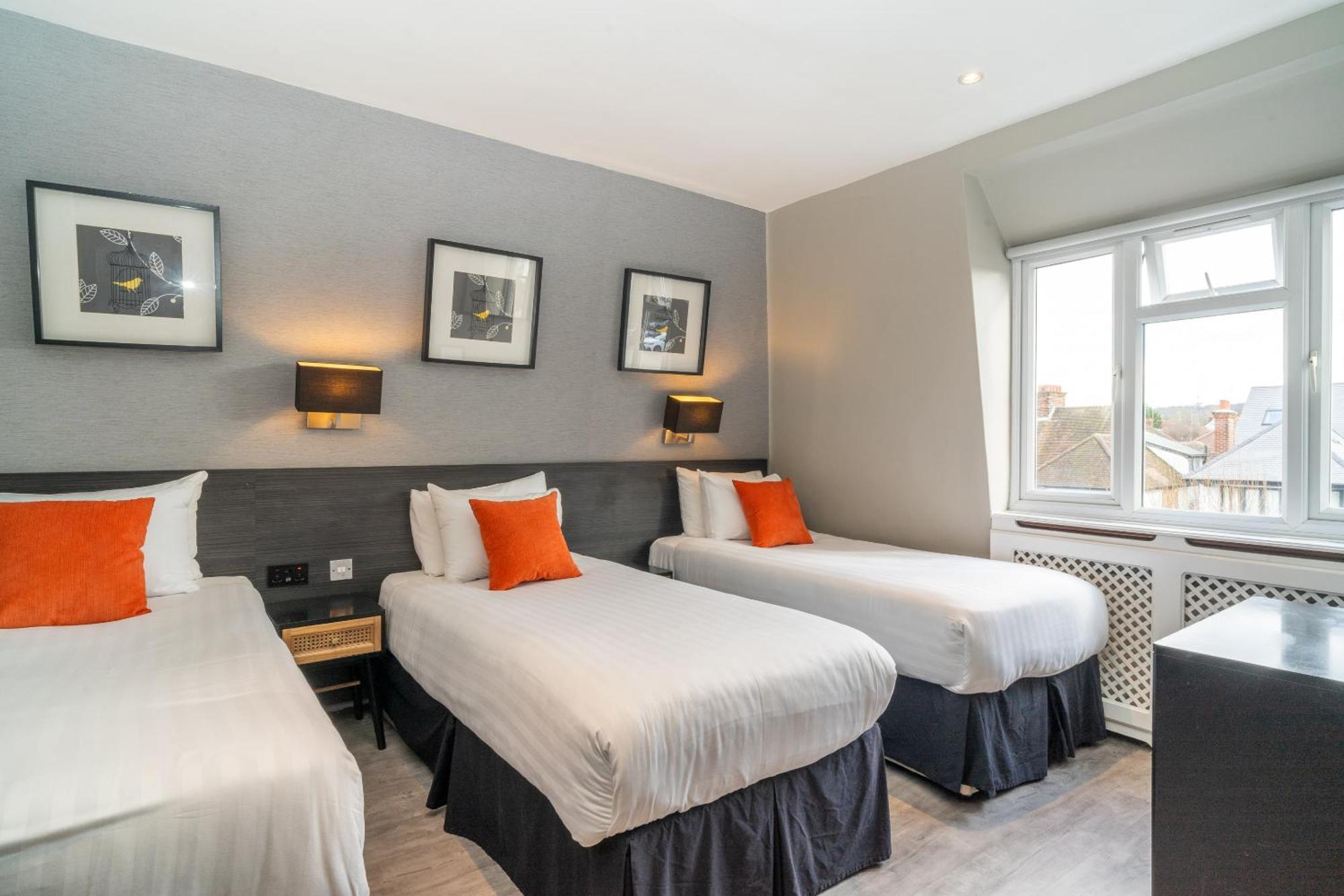 Triple Room,1588274063:JPEG