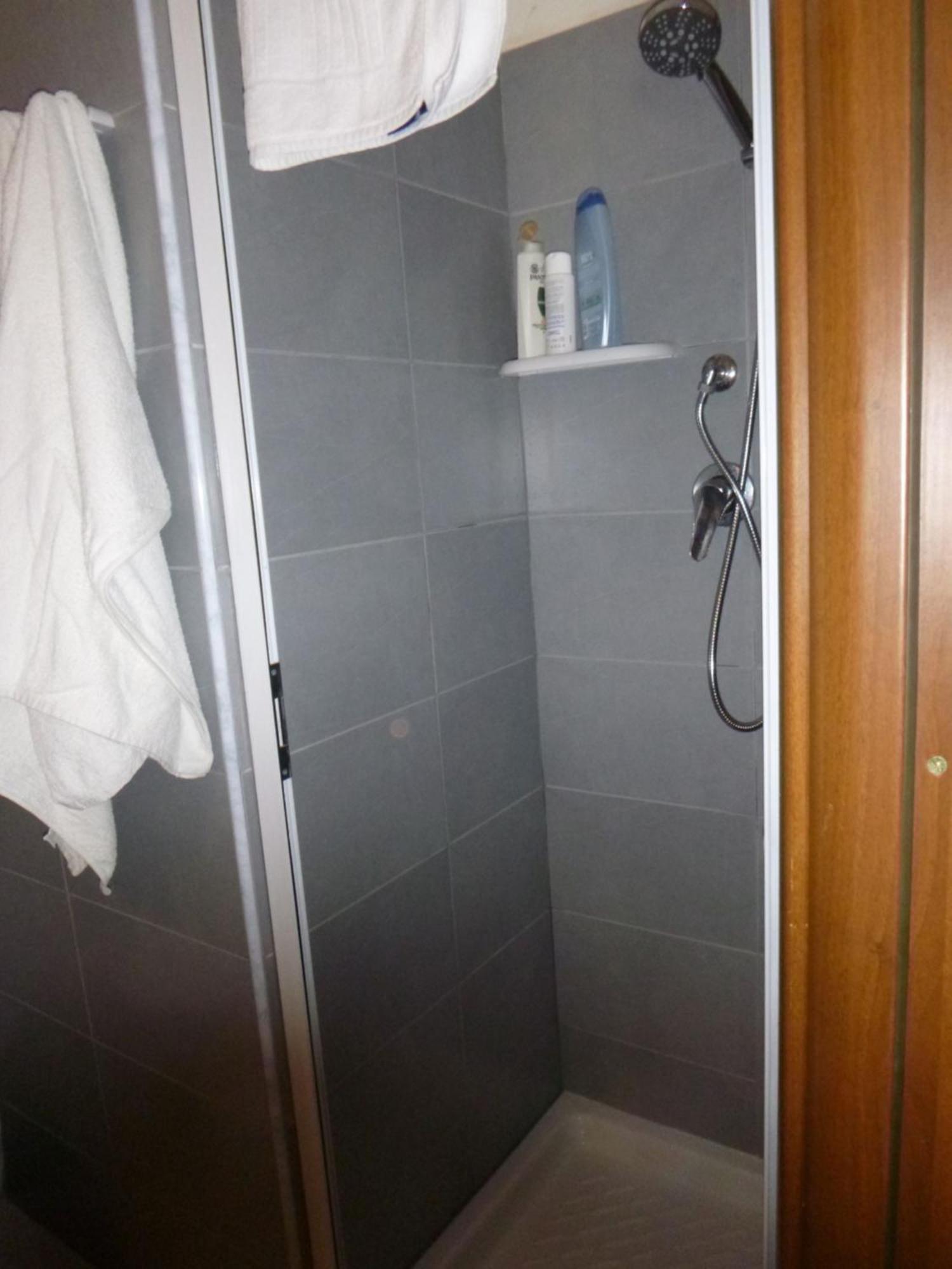 Double or Twin Room Split Level