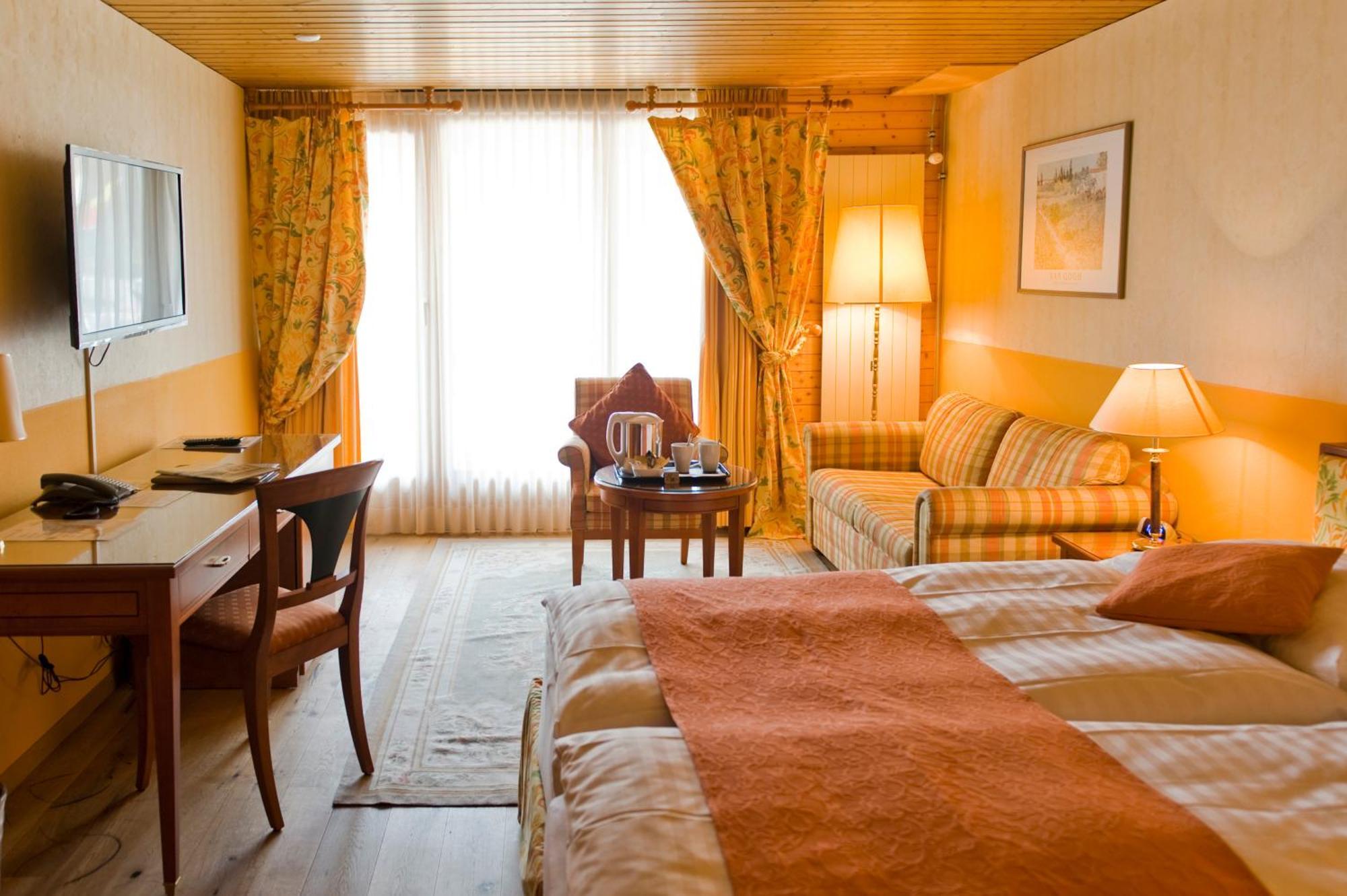 Superior Room with Balcony and Jungfrau view