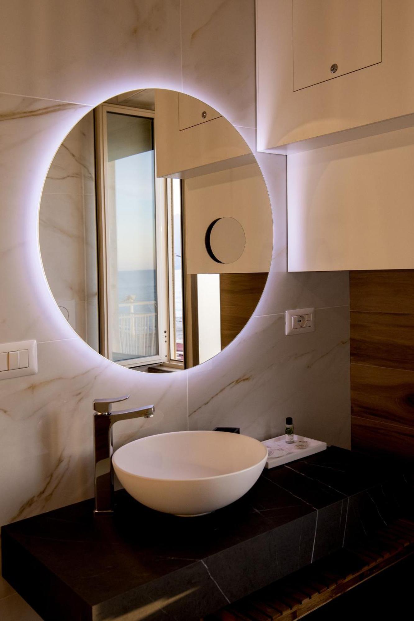 Studio Apartment Sea View