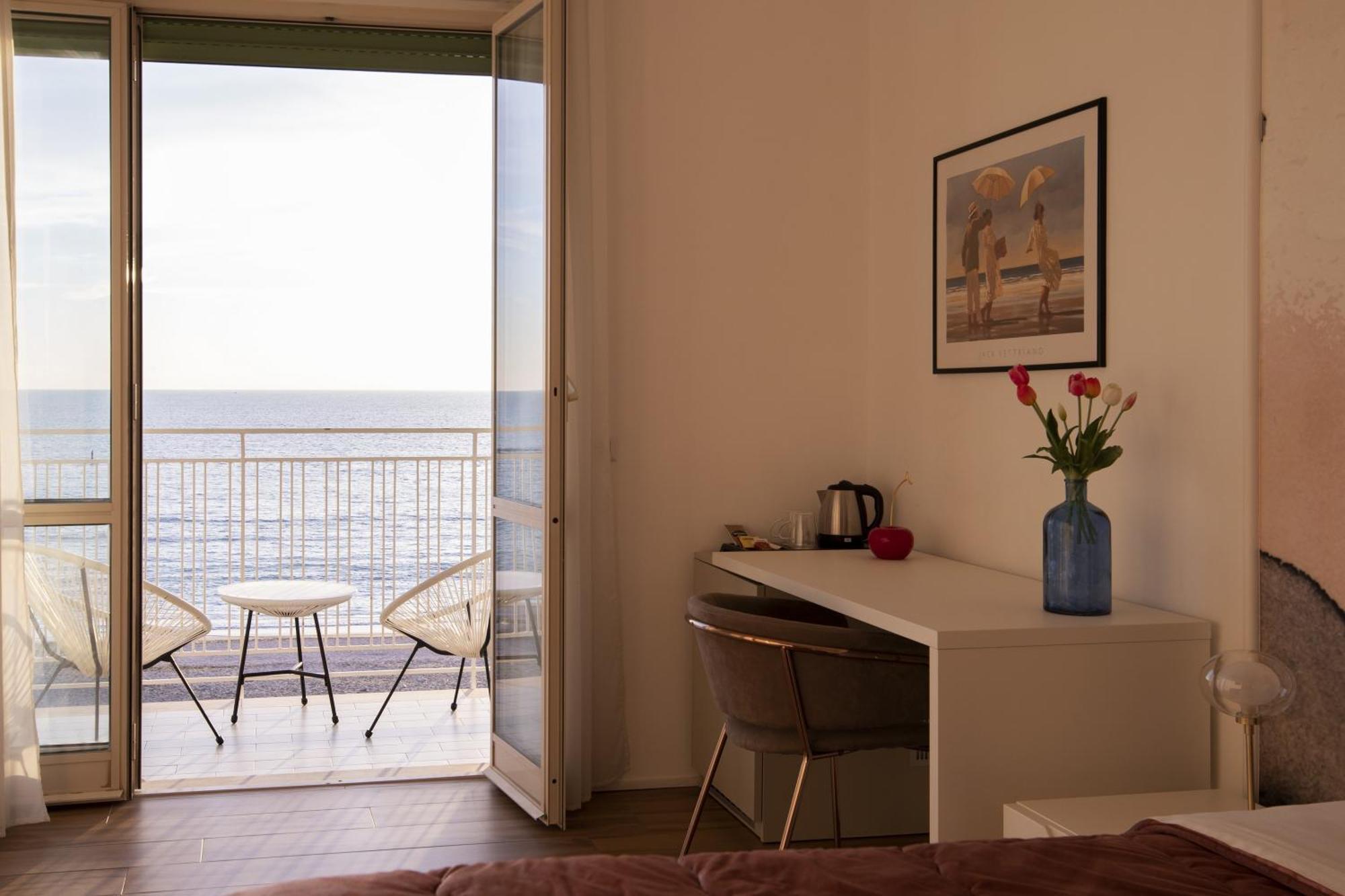 Deluxe Double Room Balcony Sea View