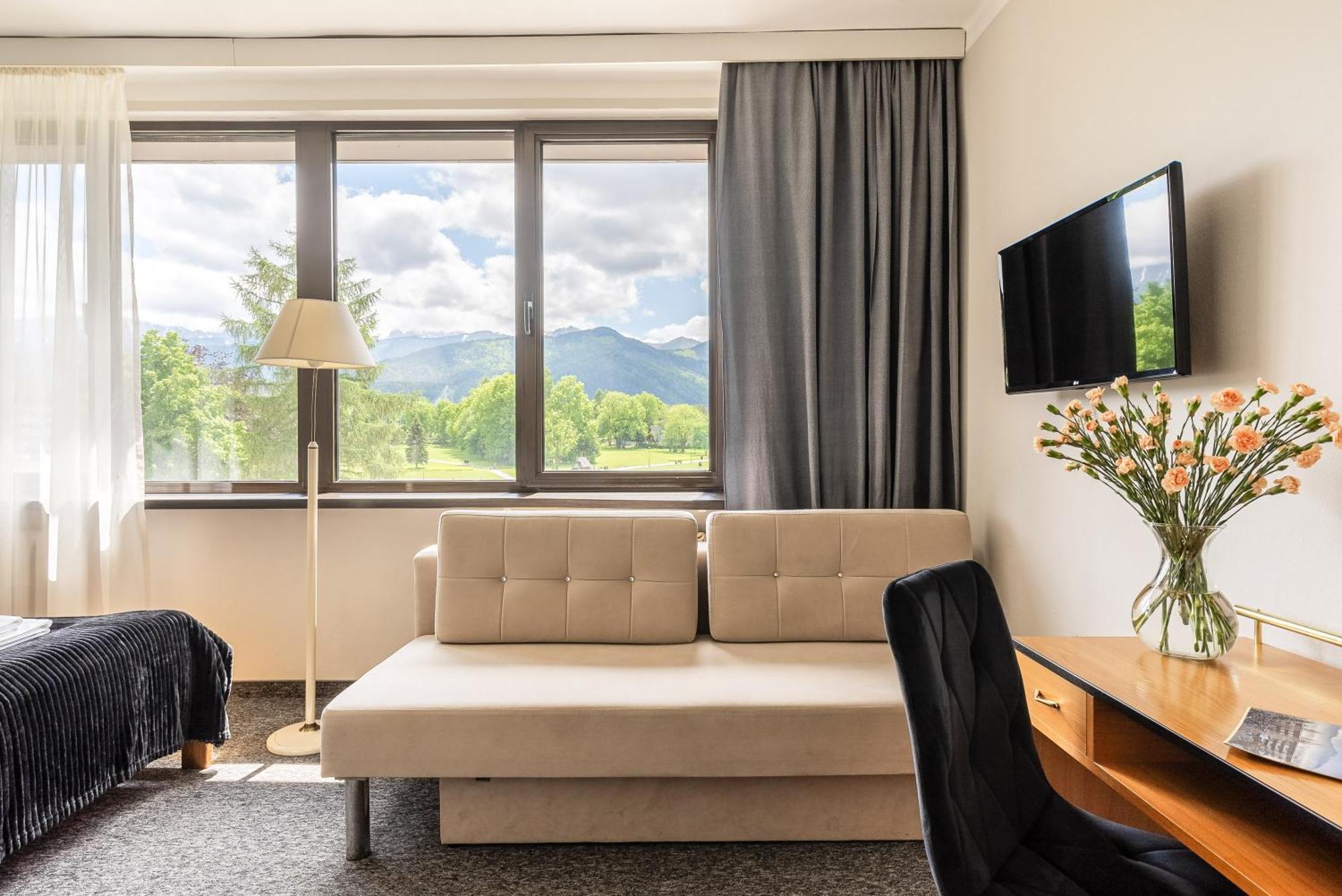 Triple Room,1529452228:JPEG