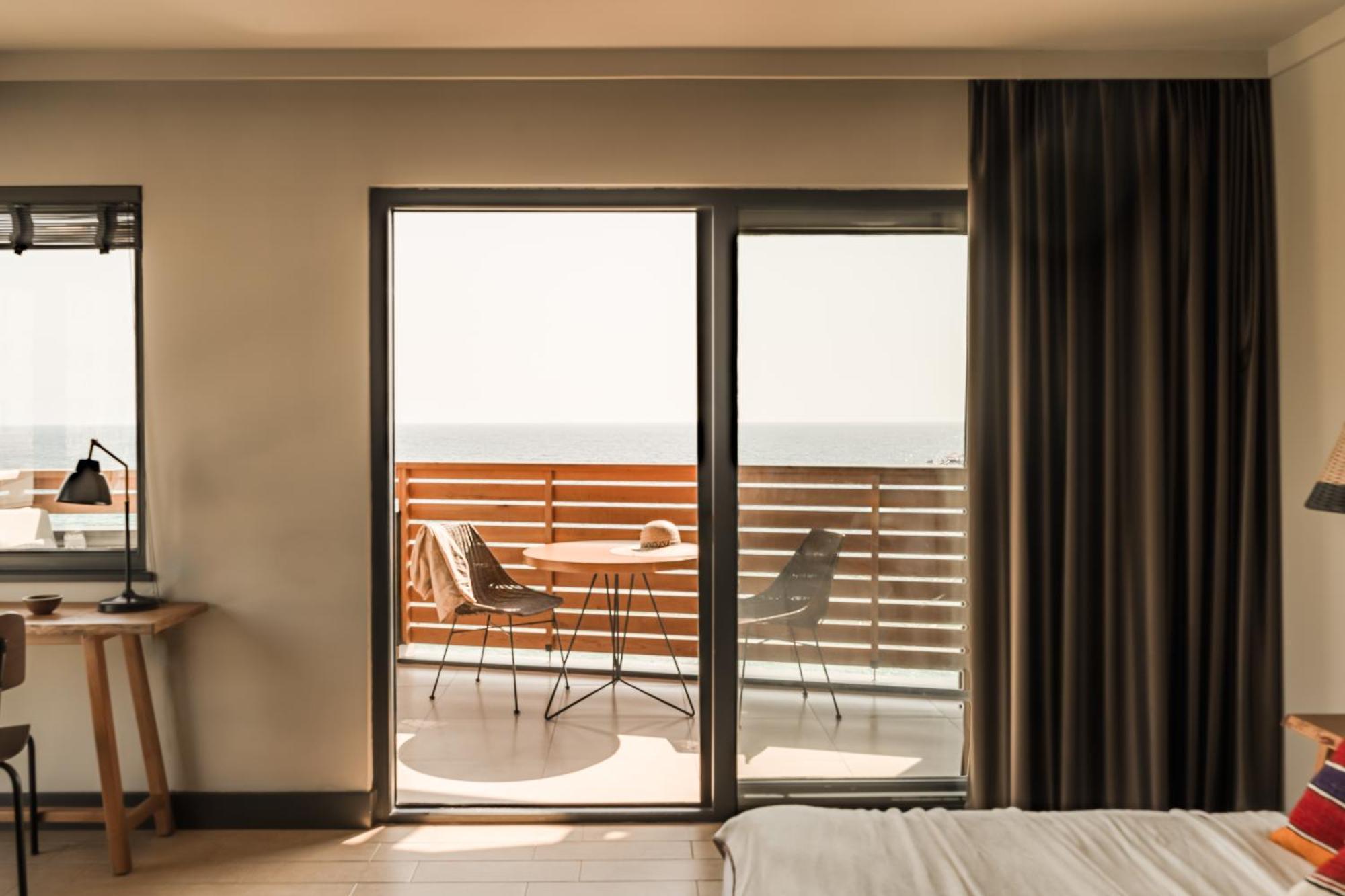 Studio with Sea View