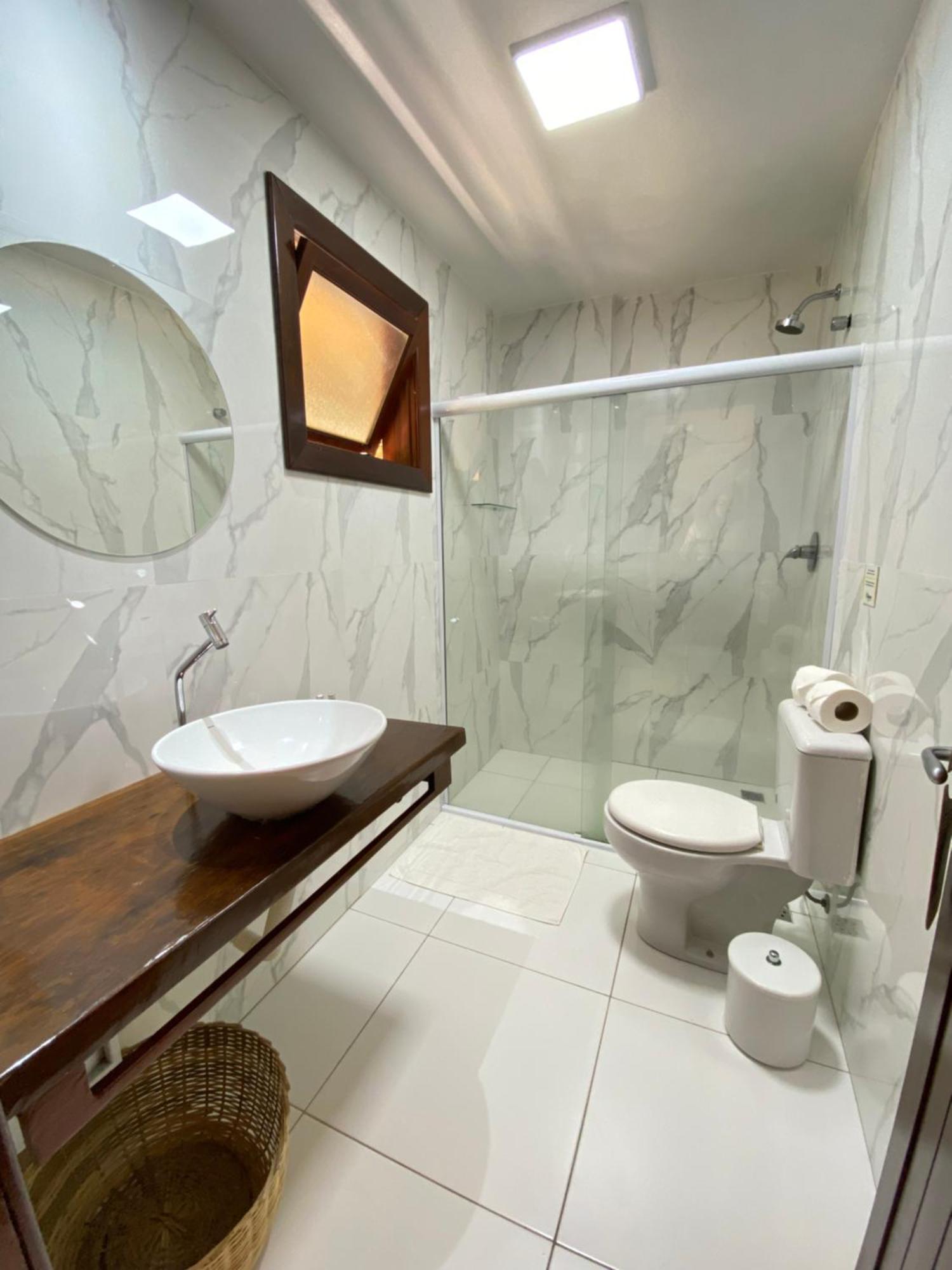 Quarto Duplo Luxo com Varanda e Vista Mar