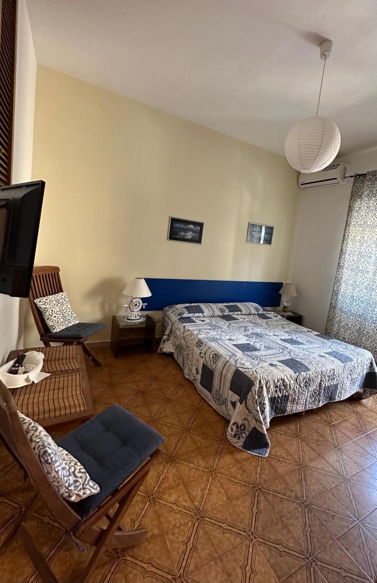 Double or Twin Room with Private External Bathroom,1555529644:JPEG