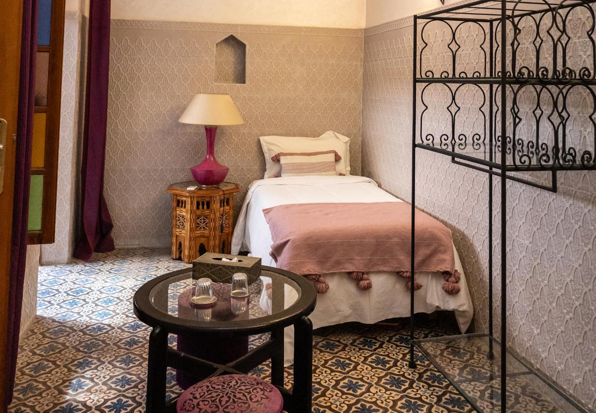 Doppel-/Zweibettzimmer mit eigenem Bad