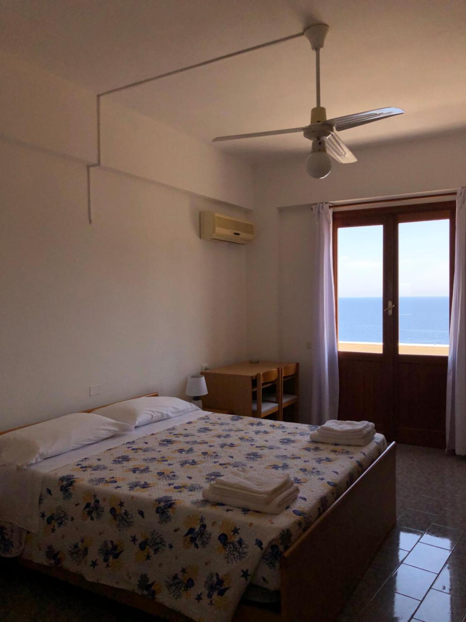 Double Room with Sea View,1586829891:JPEG
