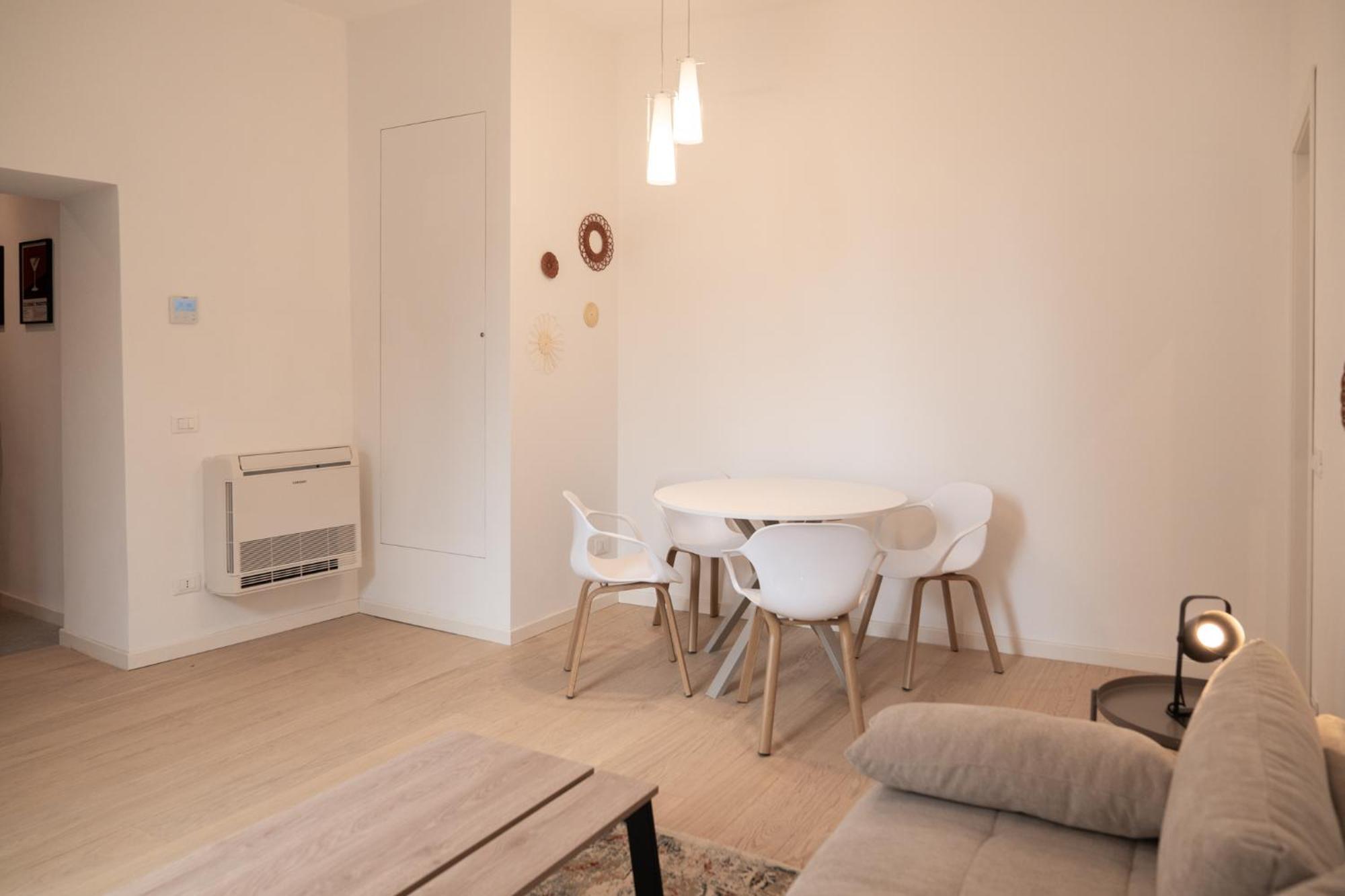 Superior One-Bedroom Apartment Balcony