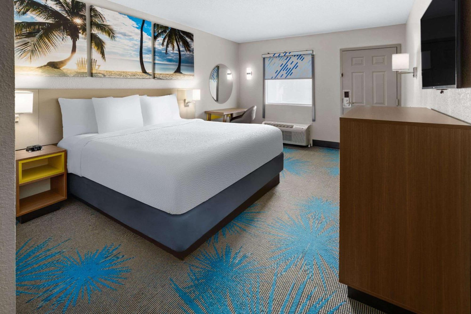 King Room - Disability Access/Non-Smoking