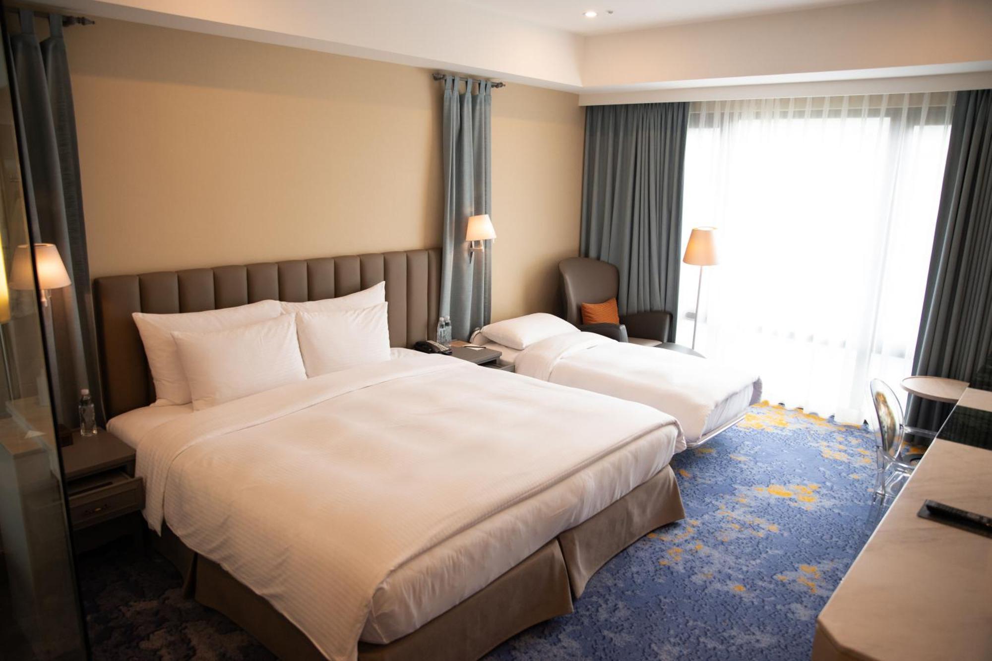 Deluxe Double Room with Extra Bed,1609317699:JPEG