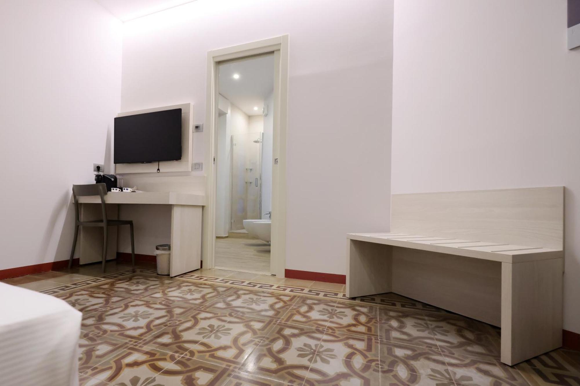 Large Double Room