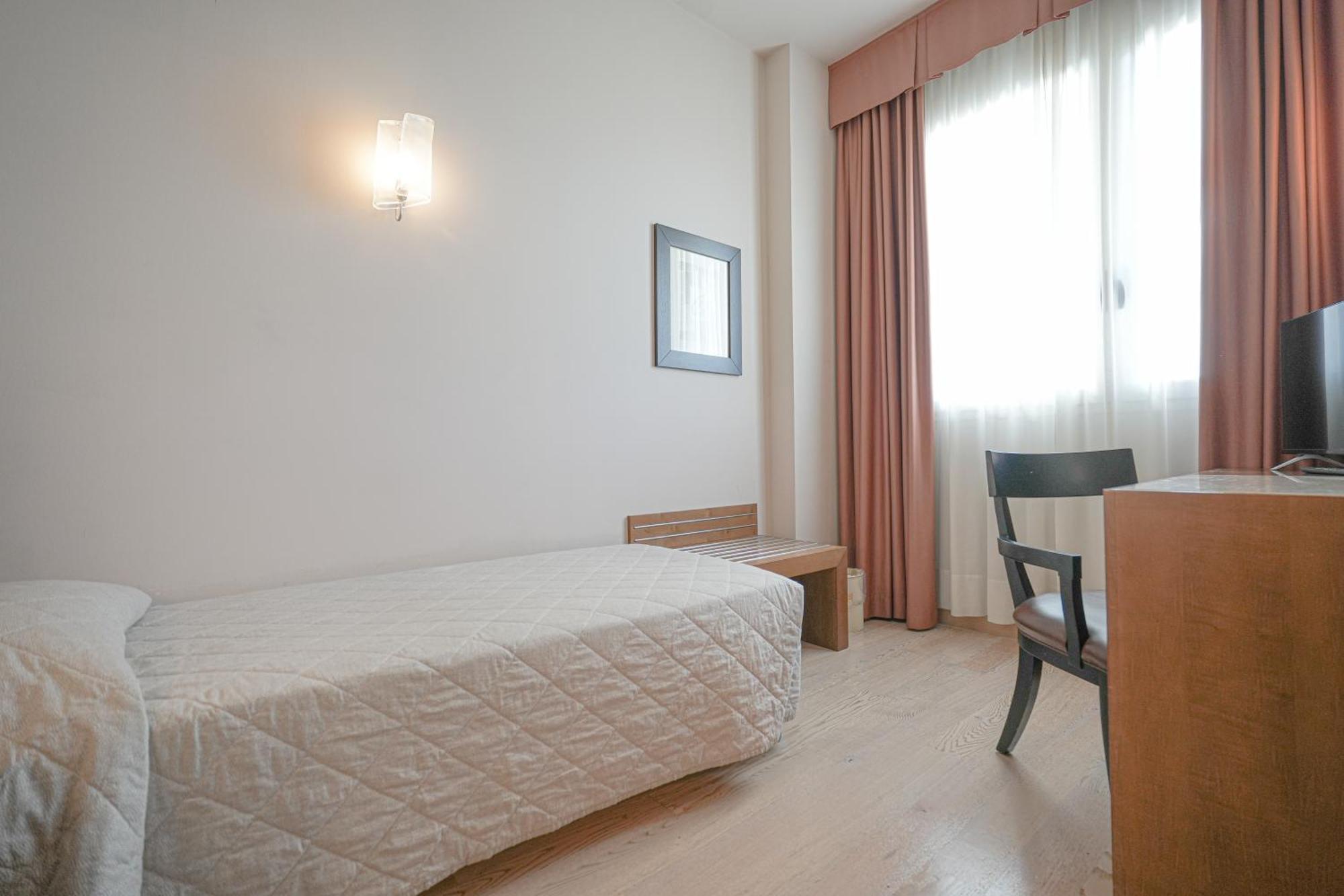 Habitación Individual Económica