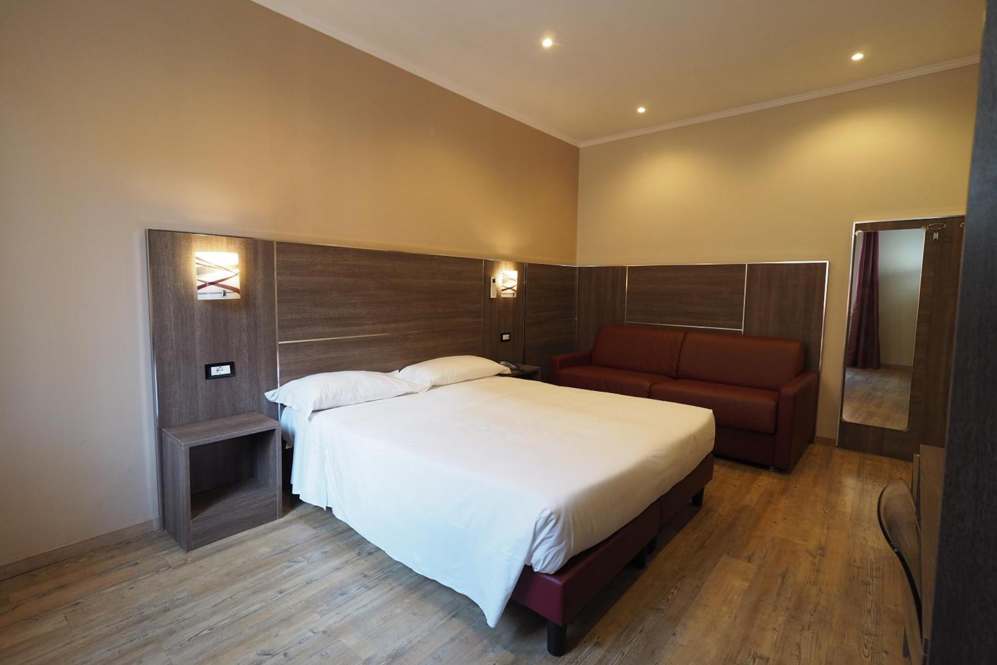Single Room,1624744861:JPEG